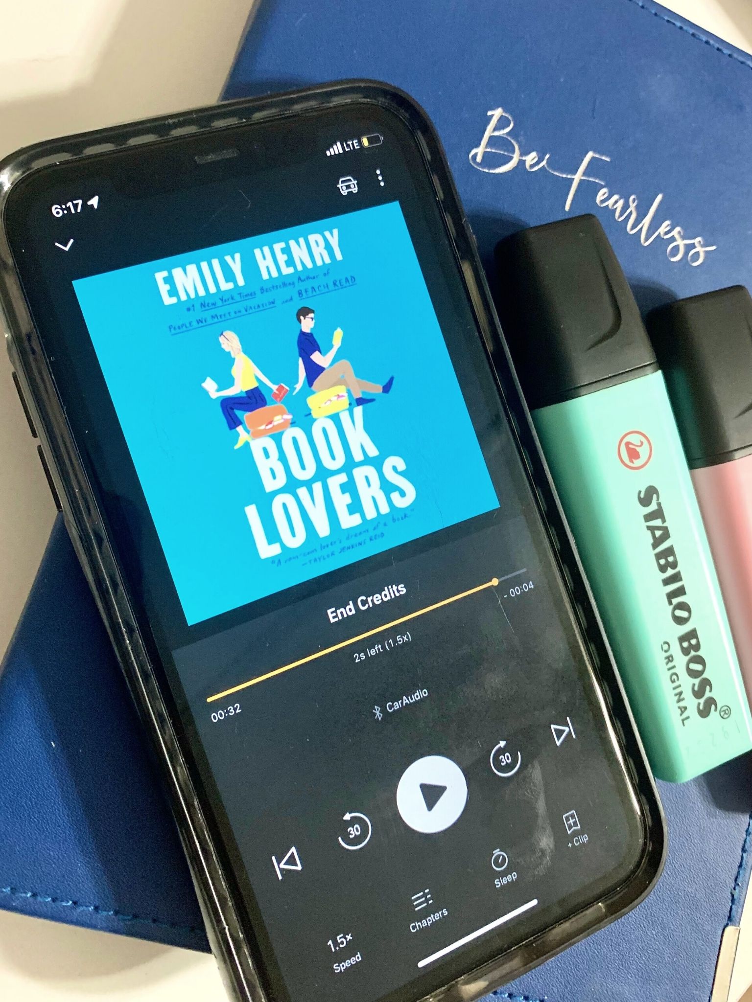 Book Review: Book Lovers by Emily Henry