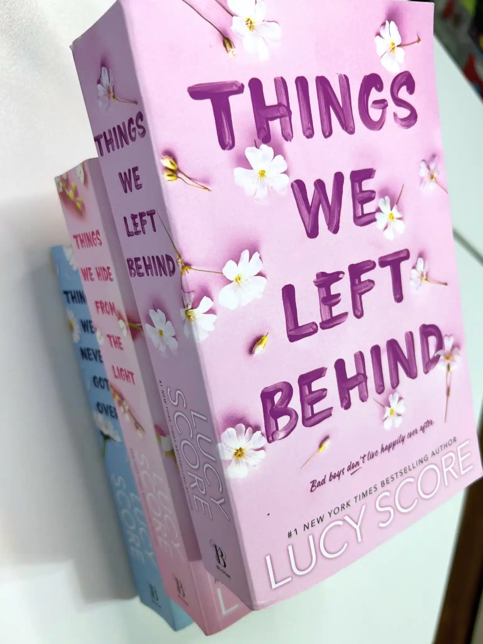 Book Review: Things We Left Behind by Lucy Score