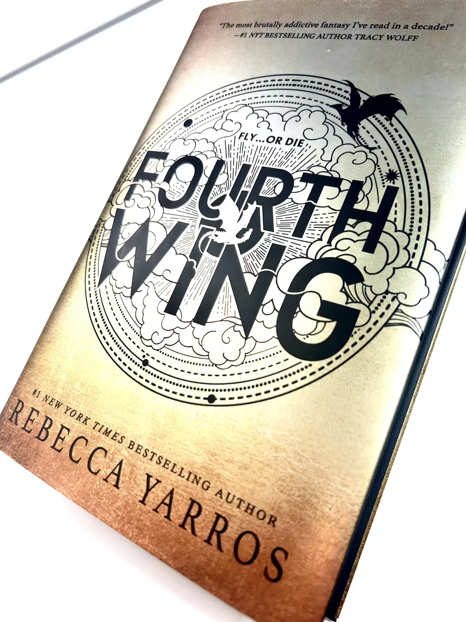 Book Review: Fourth Wing by Rebecca Yarros