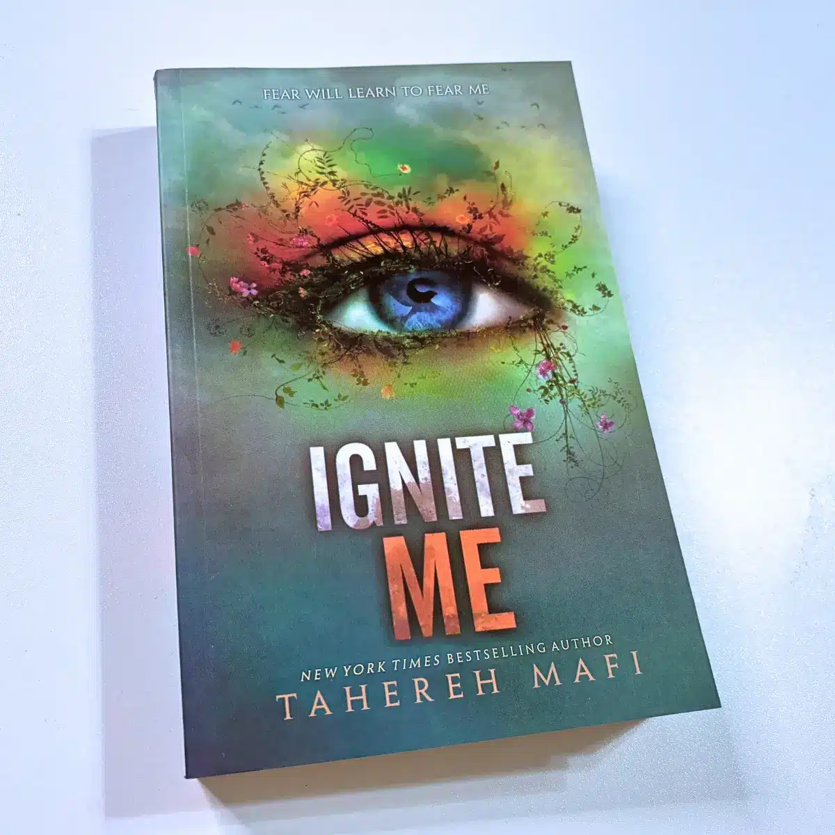 Book Review: Ignite Me by Tahereh Mafi